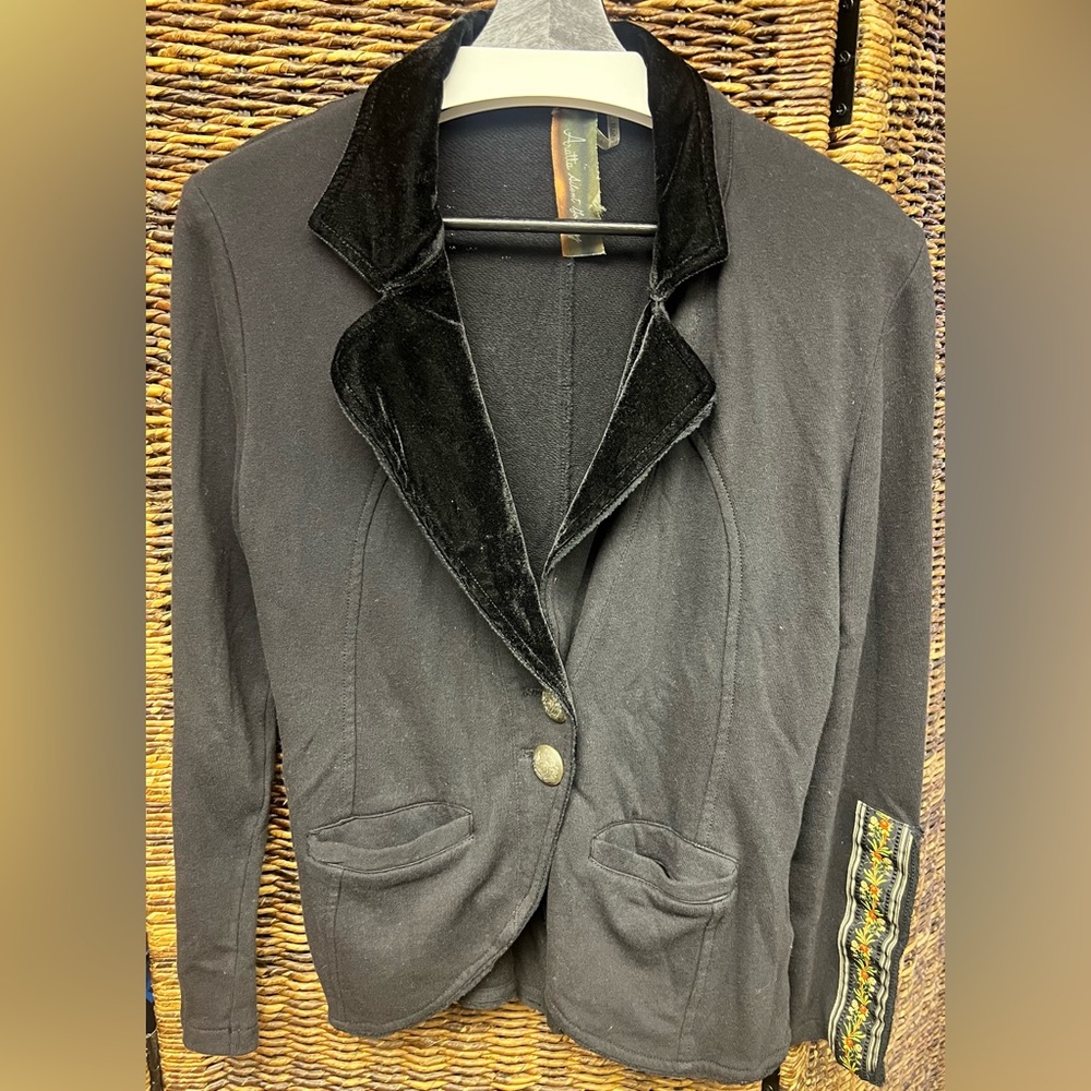 Aratta‎ Silent Journey- Colonial Black Jacket- Estimated size: Small
